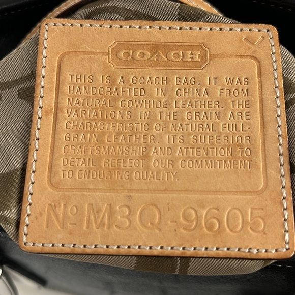 Coach Hamptons Classic Black and White Leather Hand Bag M3Q-9605 Zip Closure - Picture 11 of 16